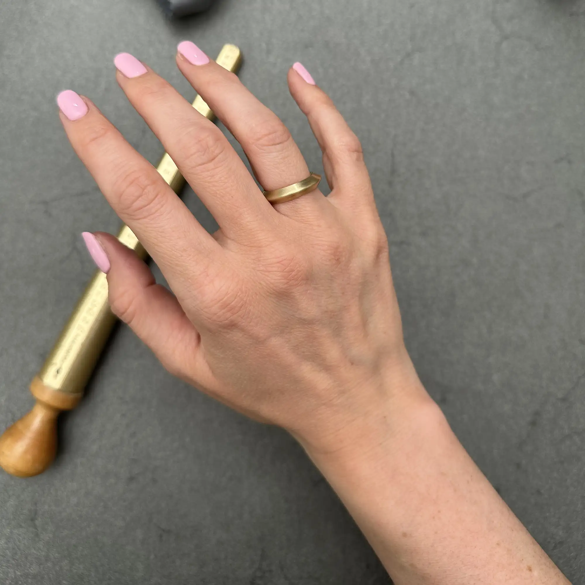 Ring Dreieck breit - Niessing - Classic Yellow - gebraucht kaufen
