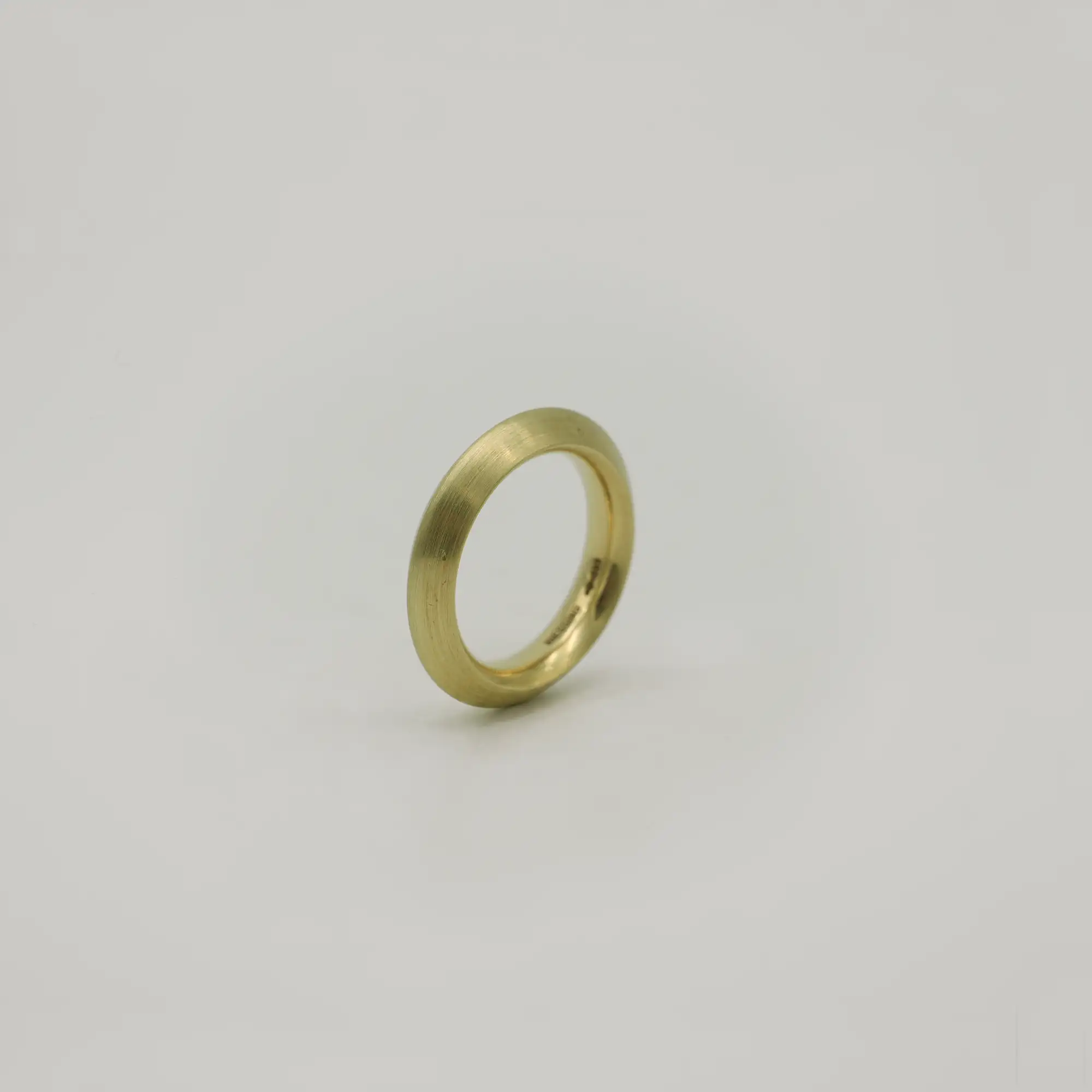 Ring Dreieck breit - Niessing - Classic Yellow - gebraucht kaufen